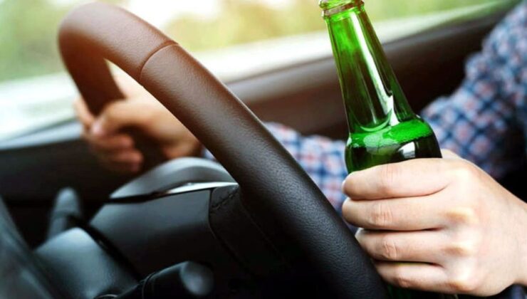 Lefkoşa'da kaza… Alkollü sürücü kırmızı ışıkta duramadı!