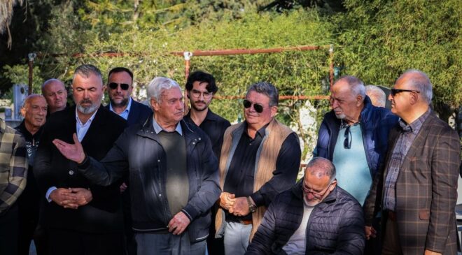 Kurucu irade’ye saygı: Prof. Dr. Mehmet Altınay kabri başında anıldı