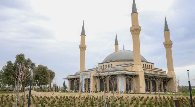 Yapımı tamamlanan Millet Camisi ramazana hazır